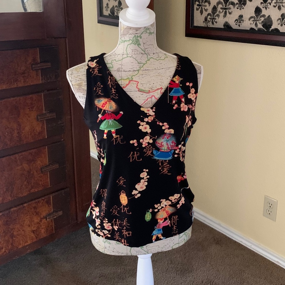 Chicos traveler Asian print top